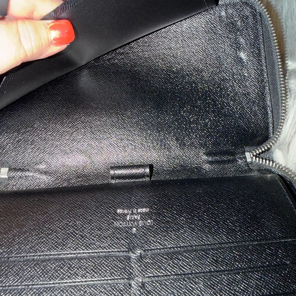 2006 Louis Vuitton Zippy Organizer in Noor Epi Leather